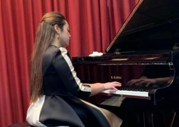 Una sala gremita di pubblico al Concerto della giovanissima pianista Giulia Olivieri a Crotone