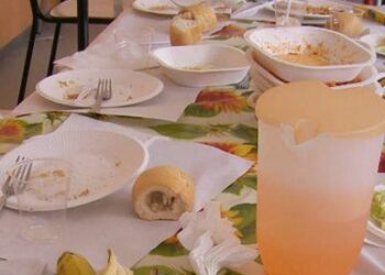 Scoperti dai Carabinieri 16 lavoratori “in nero” nelle mense scolastiche del crotonese, maximulte per 177mila euro