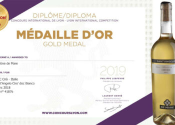 Il Cirò Bianco di Cantine De Mare vince la medaglia d’oro al Concorso Internazionale di Lione