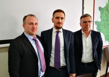 Il Comitato cittadino aeroporto Crotone al tavolo tecnico in Prefettura sulla salvezza ed il rilancio dell’aeroporto