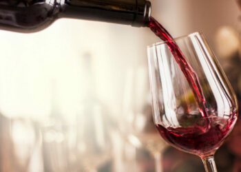 Il Vino Cirò pronto a fregiarsi del marchio Docg, il 29 marzo se ne discute in assemblea Consorzio