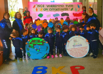 Oggi, gli studenti di scuole di tutto il mondo hanno scioperato scendendo nelle varie piazze contro i cambiamenti climatici