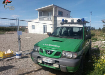 Sequestrato un fabbricato abusivo non ancora ultimato a Crotone