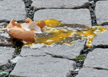 Oggi domenica 3 marzo, Carnevale per le vie del Borgo di Cirò: divieti per tutela salute pubblica