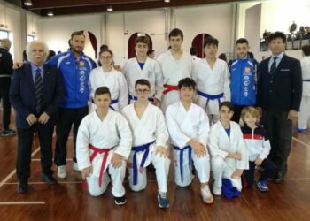 2 Ori e 6 Argenti per l’Accademia Karate Crotone alle qualificazioni Juniores ed al Campionato Regionale Cadetti