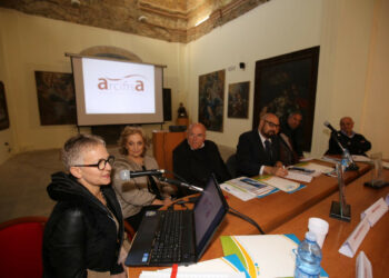 Borghi, Oliverio: “Oltre 3000 le domande dei privati pervenute in Regione”