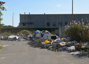 Casabona, bonificata la discarica a cielo aperto segnalata dai Carabinieri