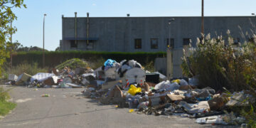 Casabona, bonificata la discarica a cielo aperto segnalata dai Carabinieri