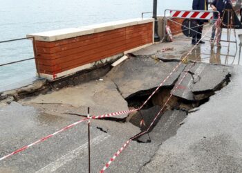 Torretta, la pioggia causa un altro cedimento sul lungomare nord