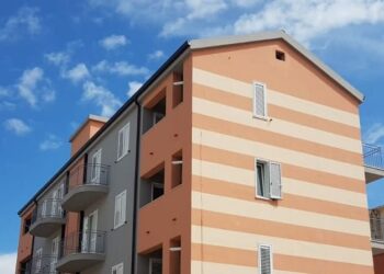 Crotone: Consegnati otto alloggi di edilizia residenziale pubblica ad altrettanti nuclei familiari nel quartiere Gesù