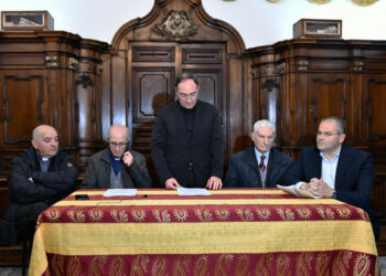 La Cornice del Quadro della Madonna di Capocolonna risplenderà di nuova luce