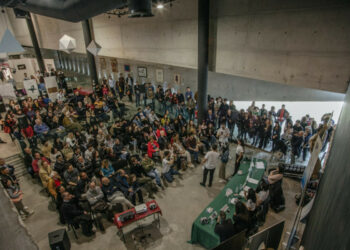 Migliaia di persone sono accorse alla Festa del 25 aprile a Parco Pitagora di Crotone