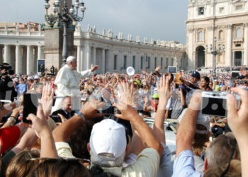 Oggi, sabato 27 aprile udienza da Papa Francesco per il Presidente della Provincia di Crotone Ugo Pugliese