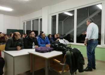 Sperimentazione di spumantizzazione nel laboratorio di chimica del Polo Agrario di Cutro