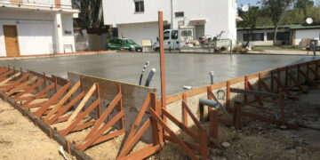 Sequestrata platea in calcestruzzo a Isola Capo Rizzuto