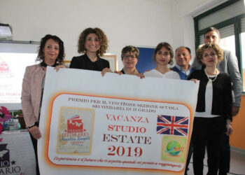 Vittoria per una studentessa del Liceo Classico “Pitagora” di Crotone al Premio Letterario “Annalisa Ienopoli”