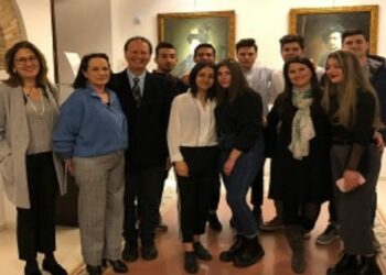 “Viviendo sin social”: vivere la città senza social, la “sfida” degli alunni dell’Istituto Lucifero di Crotone