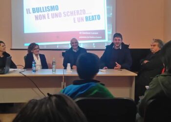 Crotone: Bullismo – Cyber-Bullismo. Ultimi giorni di scuola per l’Associazione Educando Peter Pan – Uisp Solidarietà