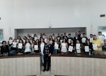 Crotone: il Sindaco ringrazia gli alunni che hanno svolto alternanza scuola – lavoro presso la Casa Comunale
