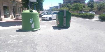 Crotone, tutto è consentito purché contribuisca a creare il caos della viabilità a macchine e pedoni