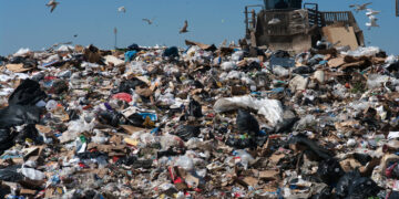 Discarica Scandale: è frutto di una scellerata politica che sbeffeggia un martoriato territorio