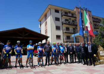 I ciclisti del SAP fanno tappa a Crotone con il “Cammino della Memoria”