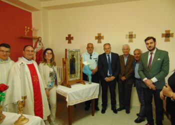 Il Garante dei detenuti dona un quadro mariano ai detenuti di Crotone