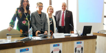 La violenza non ha genere: “Diamo una casa ai papà ed ai propri figli”