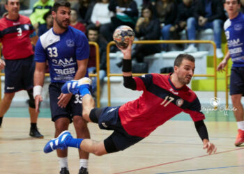 Pallamano Crotone vs Amatori Terranova 8-25 (risultato pt: 3-11)