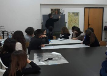 Premio letterario Caccuri: Venerdi 10 maggio, premiazione del gruppo vincitore del progetto “Giovani ricercatori cercasi”