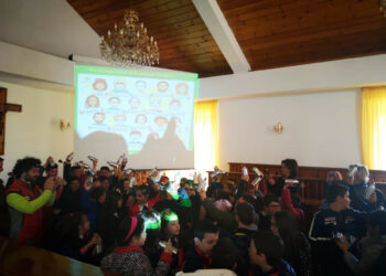 Prima tappa della campagna “Scuola Plastic Free – Porta in zaino la borraccia del Parco” a Taverna