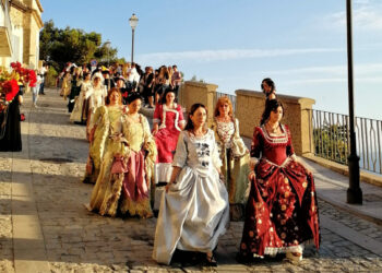 Roccella Jonica: domenica 5 maggio l’ VIII edizione del Corteo Storico Carafa