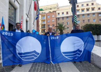 Roccella Jonica mantiene anche quest’anno la doppia “Bandiera Blu” della Fee