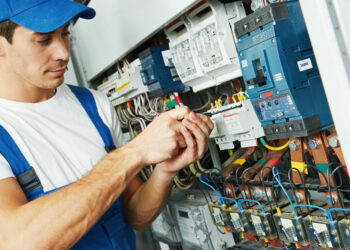 Bando di Concorso Pubblico per 7 elettricisti con licenza media