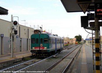 Il Tragicomico orario estivo di Trenitalia in Calabria