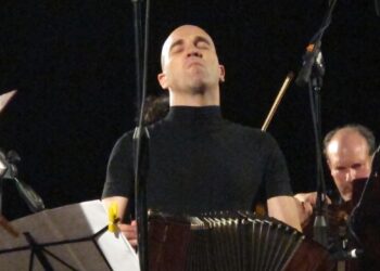 Domenica 23 Giugno, il Quintetto d’archi “Valentia” e il fisarmonicista internazionale Pietrodarchi nel Castello di Santa Severina