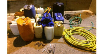 Inseguita e fermata dai Carabinieri un auto con un arsenale di arnesi da scasso e passamontagna