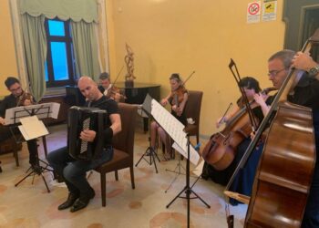 Successo a Santa Severina con il  Quintetto “Valenti ” e la partecipazione straordinaria del fisarmonicista Mario Stefano Pietrodarchi