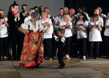 90 anni del gruppo folklorico Pro Loco di Castrovillari. Cala il sipario