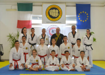 Ben 12 atleti hanno superato l’esame di Cintura nera al “Centro Taekwondo Demo” di Cirò Marina