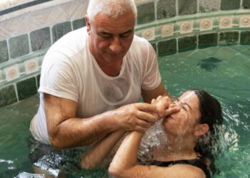 Migliaia di presenti e 65 nuovi Testimoni di Geova in Calabria