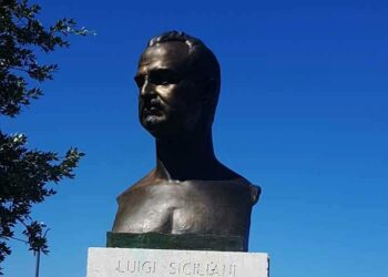 Restaurato il busto del poeta e letterato Luigi Siciliani