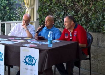 “Sole, acqua e vento possono danneggiare i tuoi occhi.. proteggi la tua vista anche d’estate”, campagna informativa presentata dall’Unione Ciechi a Cirò Marina