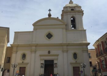 Crotone: Stop alle auto in piazza Duomo. Estesa l’isola pedonale di via Vittorio Veneto a piazza Pitagora