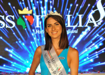 La cosentina Annalisa Alfieri vince la tappa crotonese della seconda selezione regionale di Miss Italia Calabria