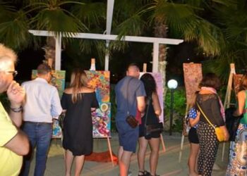 Strongoli all’insegna della cultura e dell’arte, conclusa la Mostra pittorica dell’artista strongolese Tiziana Greco