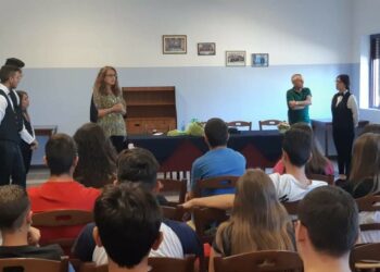 Cariati: Accoglienza all’ITI-IPSEOA, la Dirigente Aiello: l’accoglienza degli alunni è un momento altamente qualificante dei nostri istituti