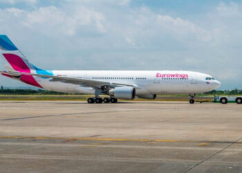 Volo Lamezia-Berlino coinvolto da turbolenza, 8 feriti una donna è grave