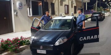 I Carabinieri sventano un incendio di vaste proporzioni, arrestato un ragazzo