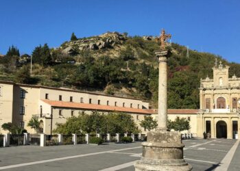 Un bus-treno collegherà la stazione di Paola con il Santuario di San Francesco